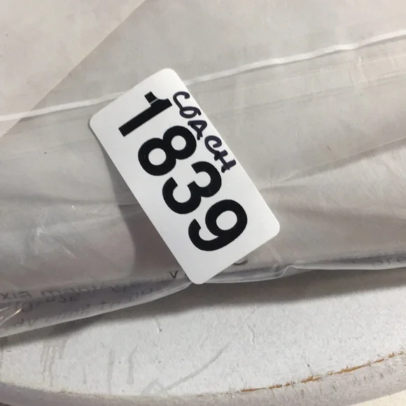 Coach Green Leather Wristlet - Picture 7 of 7